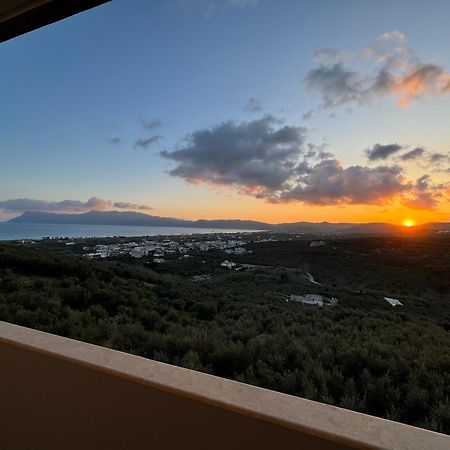 Emmanuel'S Sea View Luxury Apartment Киссамос Экстерьер фото